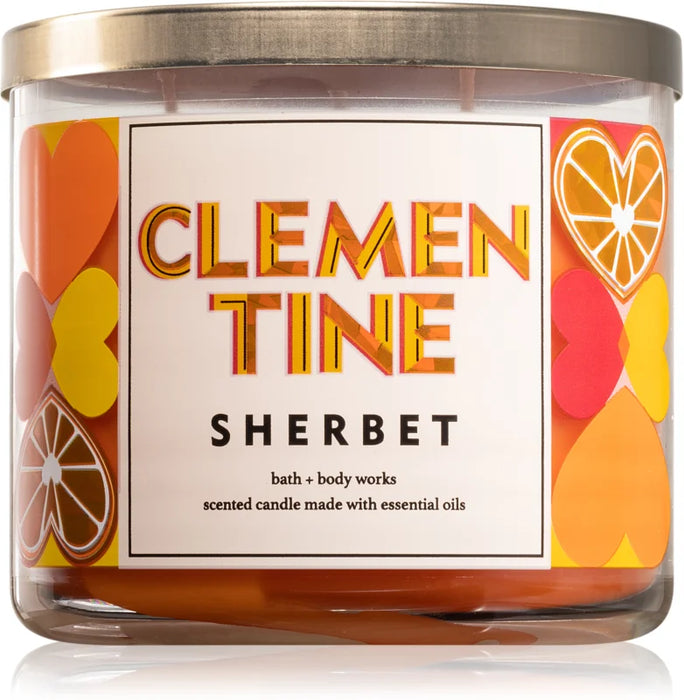 Clemmen Tine  - Bath and body works scented candle